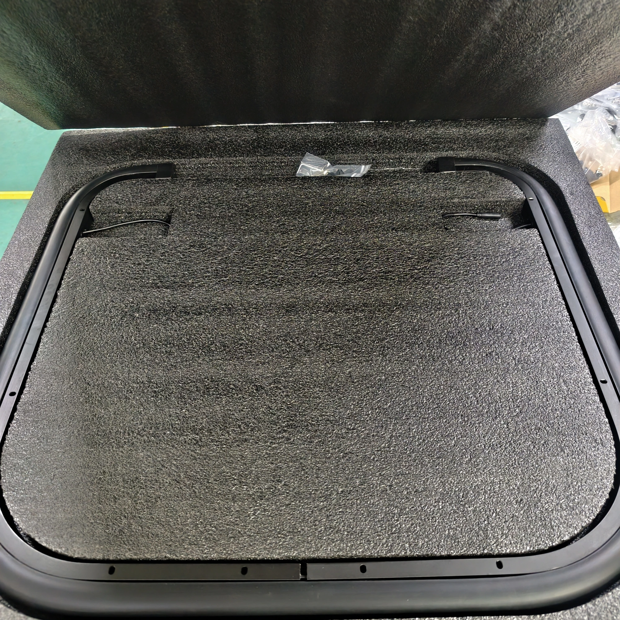Lawn Mower Pro用 バンパーの公式部品写真。Pro用の前部保護部品