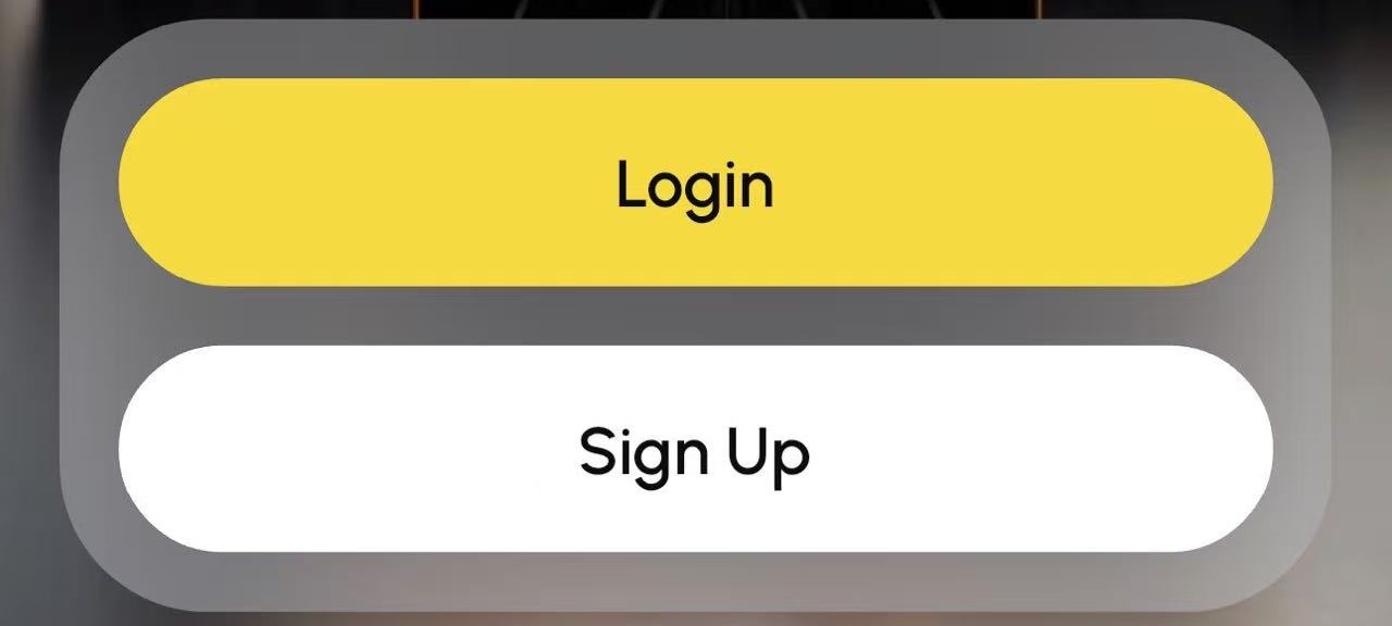 YarboアプリでLoginとSign Upのボタンが拡大表示されている